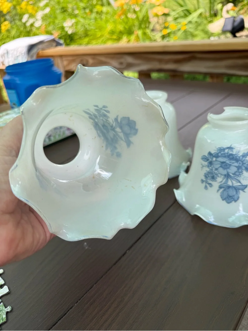 Blue & white Floral Glass Lamp Shades - Set of 4 vintage 1950 delft?